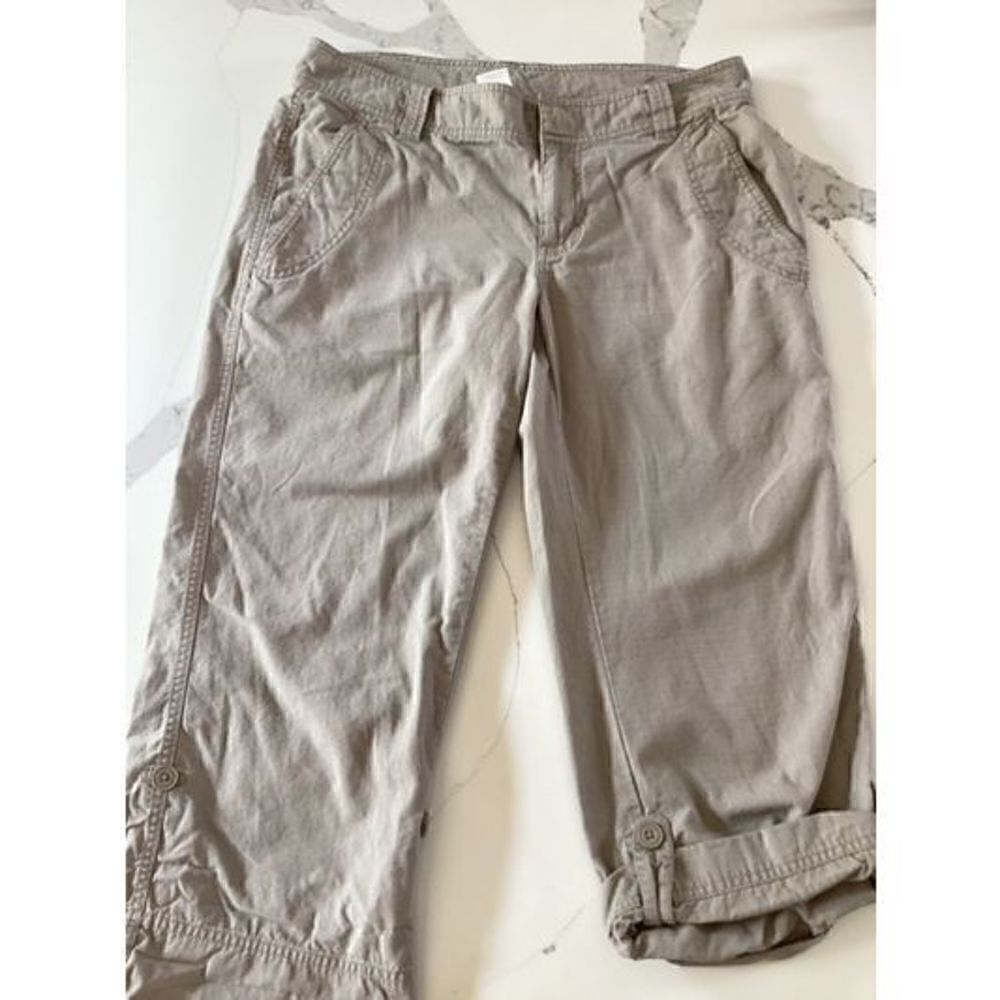 The North Face Womens Ripstop Khaki Pants Sz 10 Capri Roll Tab Hem Hiking